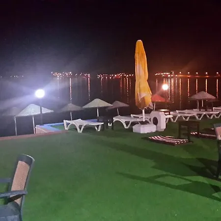 Cunda Beyaz Balina Hotel Ayvalik