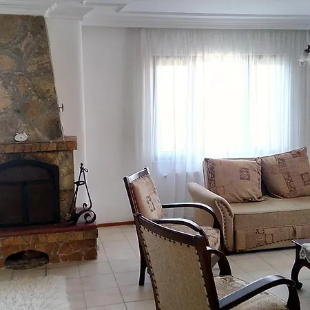 Hotel Cunda Beyaz Balina *