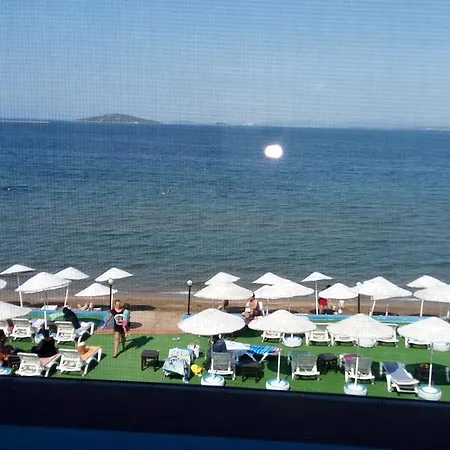 Cunda Beyaz Balina