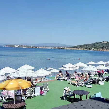 Cunda Beyaz Balina Ayvalik