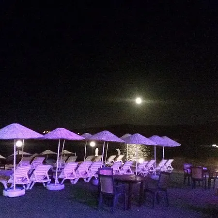 Hotel Cunda Beyaz Balina